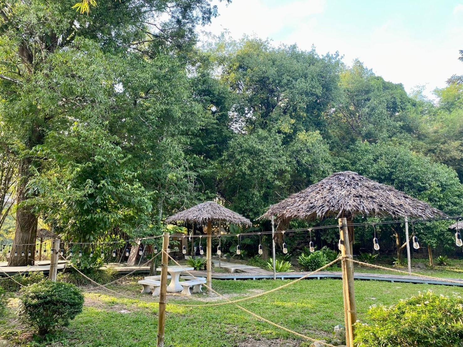 Baan Nai Baan Nok Resort Nakhon Nayok Exterior foto