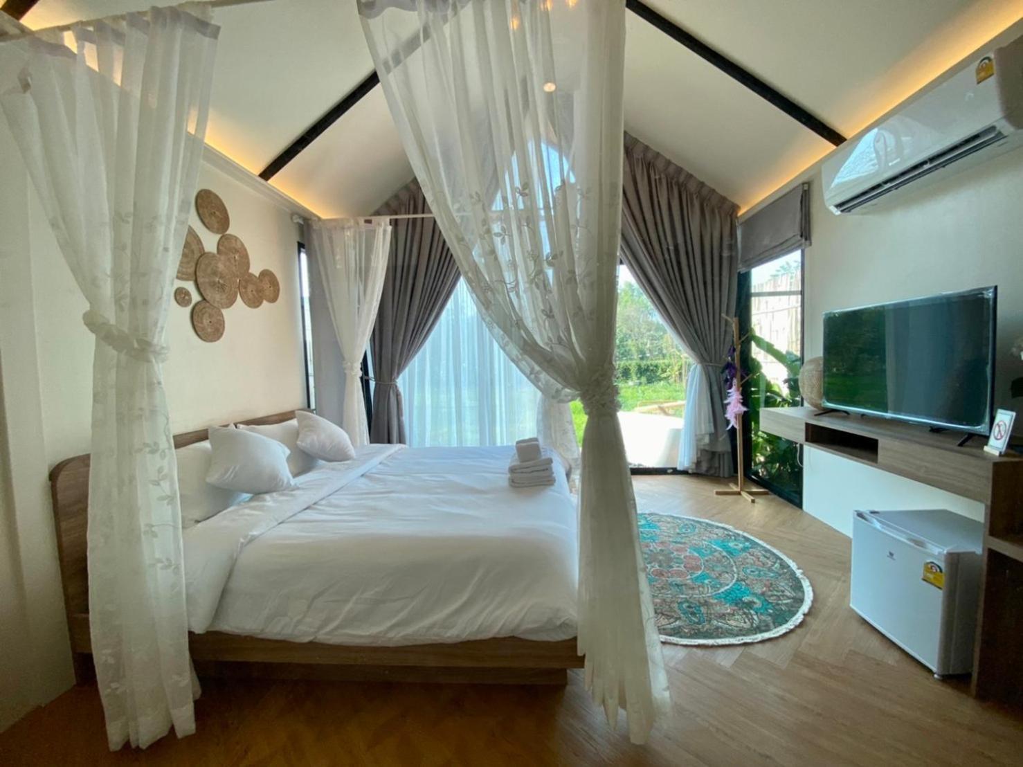 Baan Nai Baan Nok Resort Nakhon Nayok Exterior foto