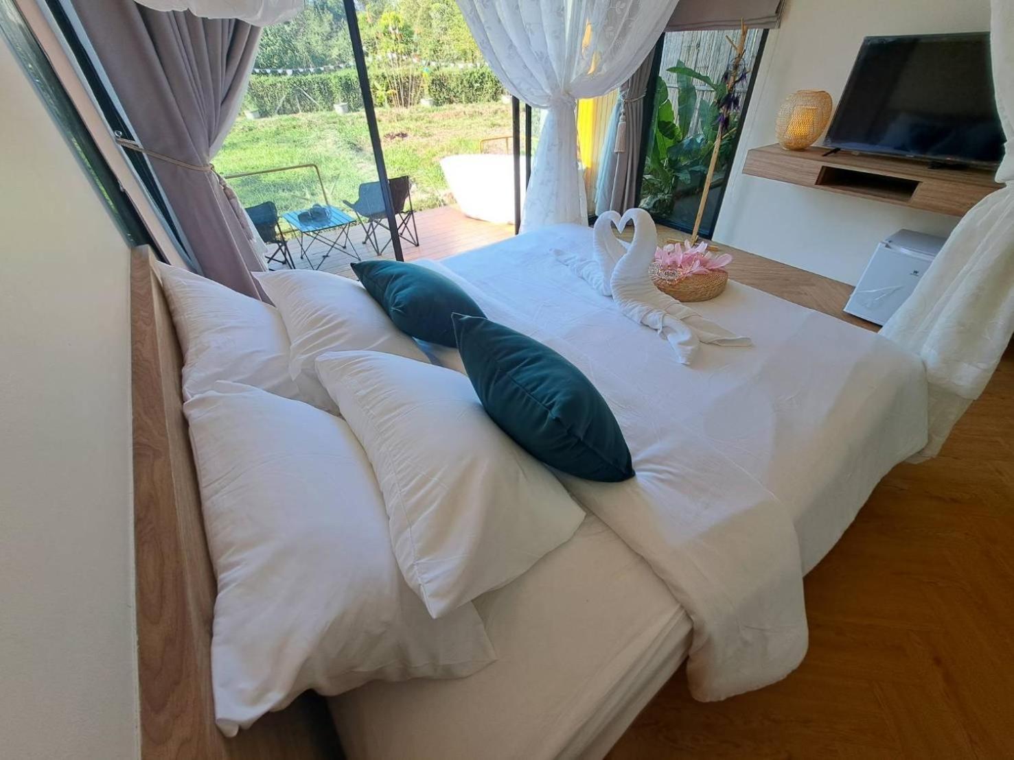 Baan Nai Baan Nok Resort Nakhon Nayok Exterior foto